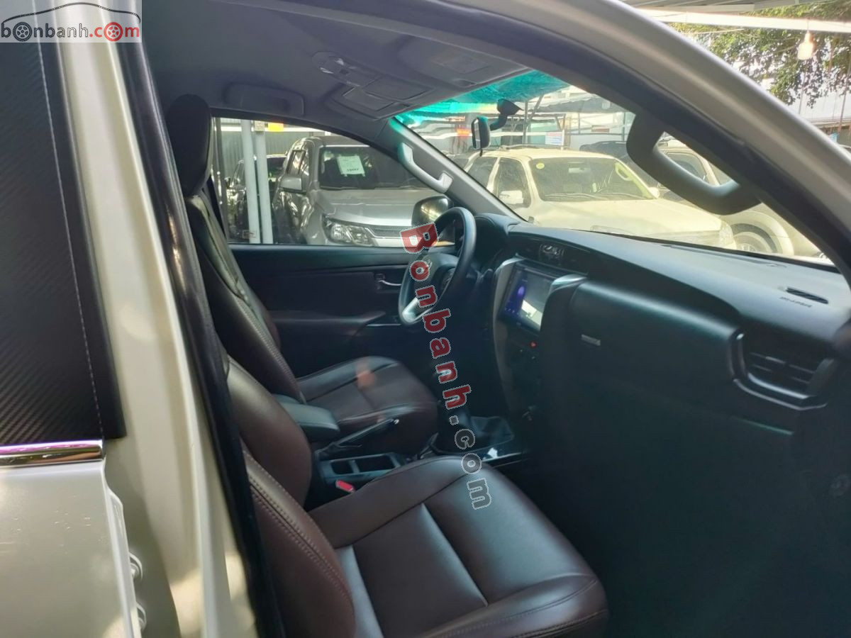Bán ô tô Toyota Fortuner 2.4G 4x2 MT - 2017 - xe cũ