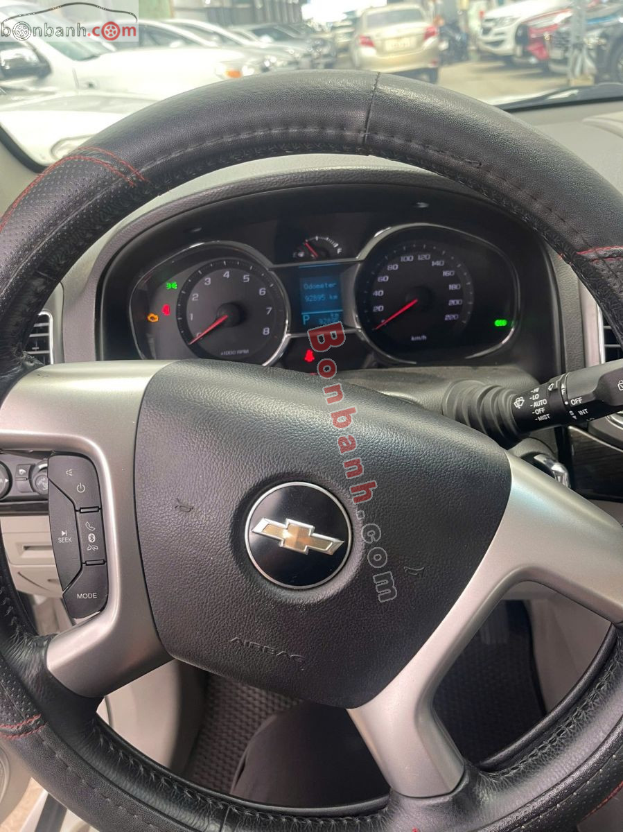 Bán ô tô Chevrolet Captiva LTZ 2.4 AT - 2015 - xe cũ