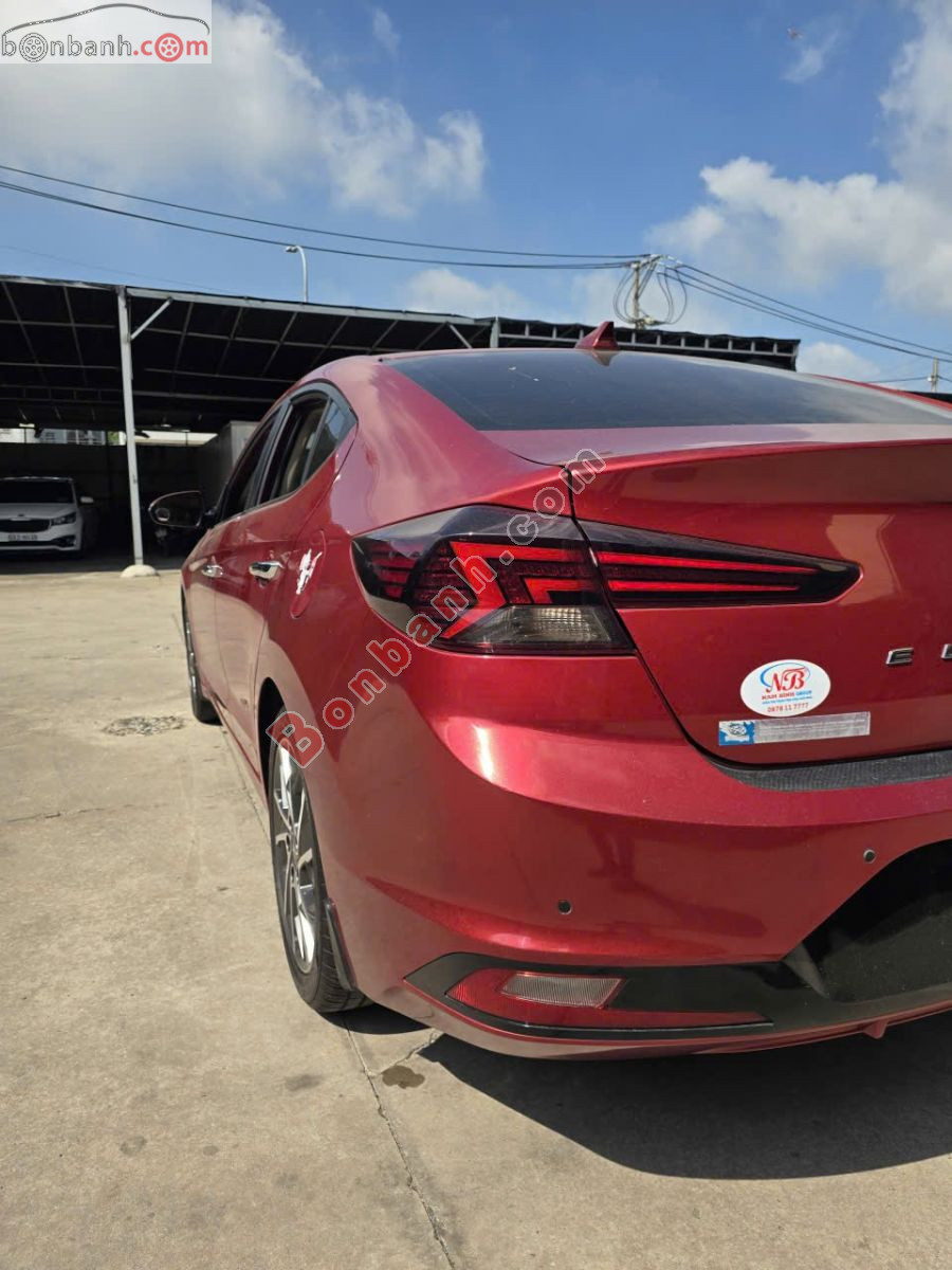 Bán ô tô Hyundai Elantra 2.0 AT - 2020 - xe cũ