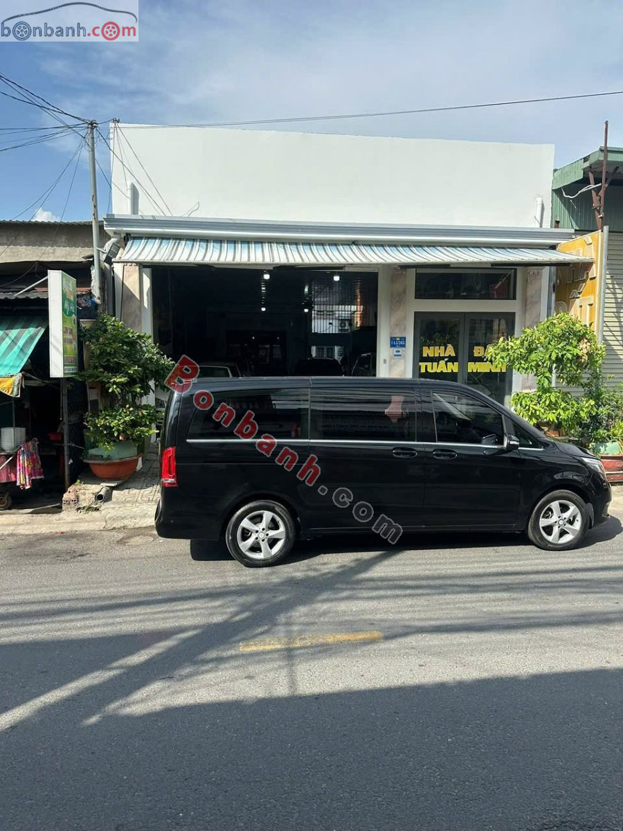 Bán ô tô Mercedes Benz V class V220d CDI - 2015 - xe cũ