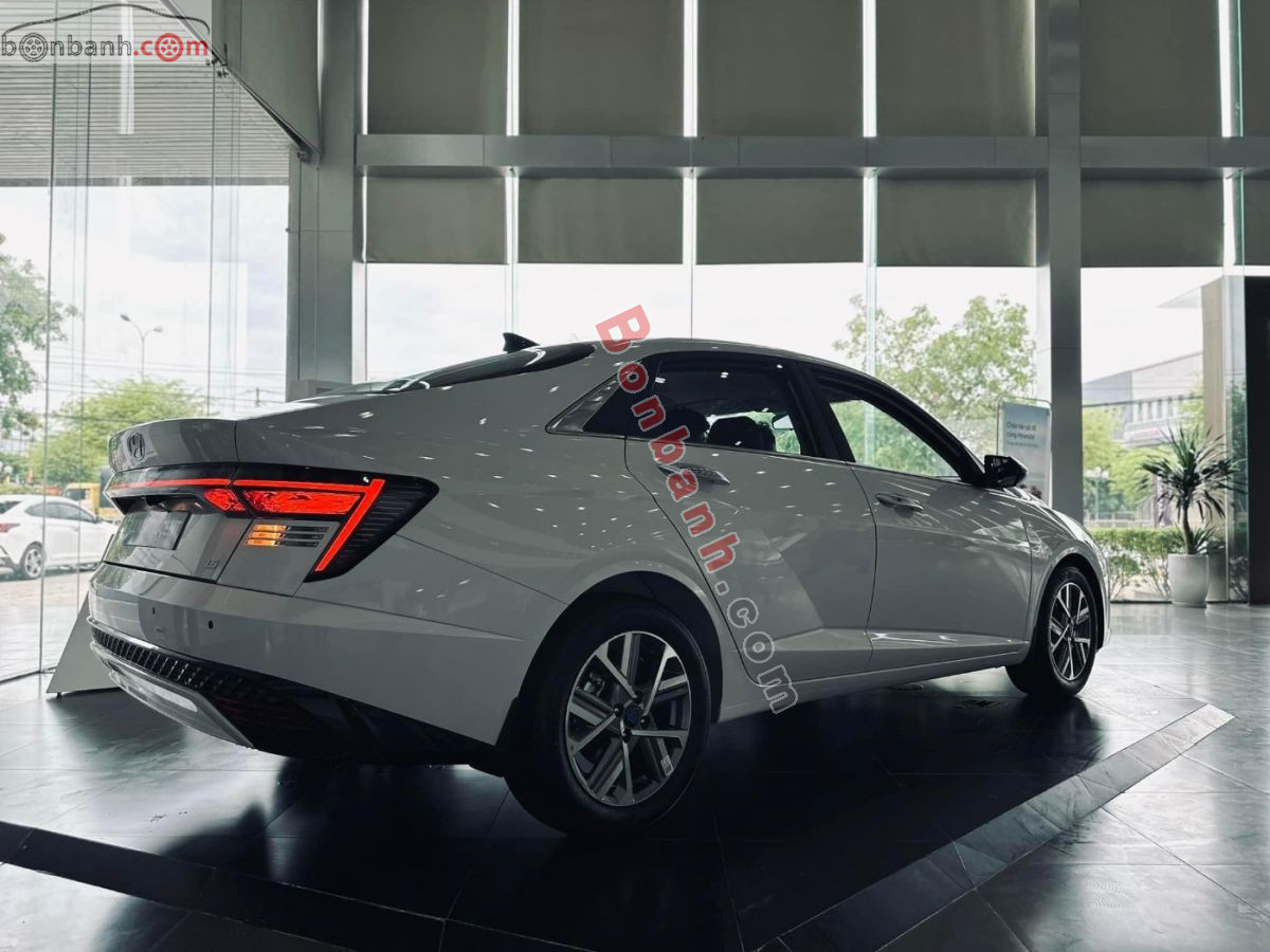 Bán ô tô Hyundai Accent Cao cấp 1.5 AT - 2026 - xe mới