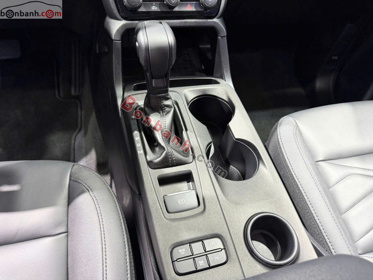 Bán ô tô Ford Everest Active 2.0L 4x2 AT - 2026 - xe mới