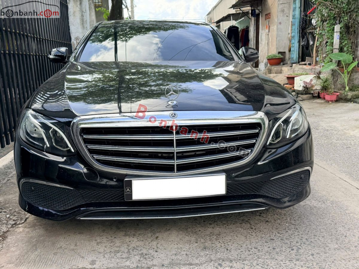 Bán ô tô Mercedes Benz E class E200 - 2019 - xe cũ