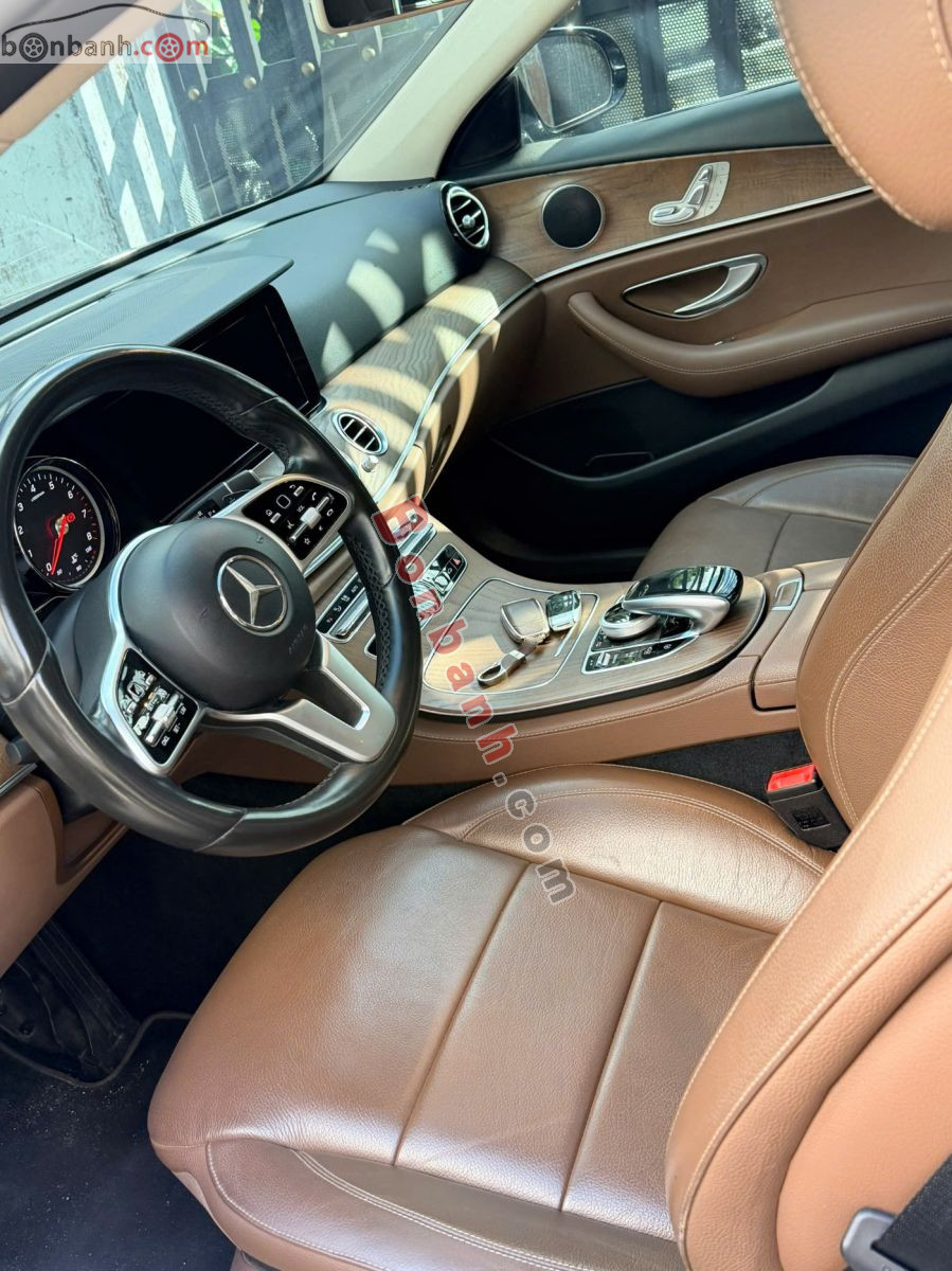 Bán ô tô Mercedes Benz E class E200 - 2019 - xe cũ