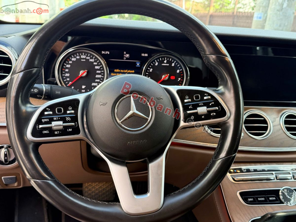 Bán ô tô Mercedes Benz E class E200 - 2019 - xe cũ