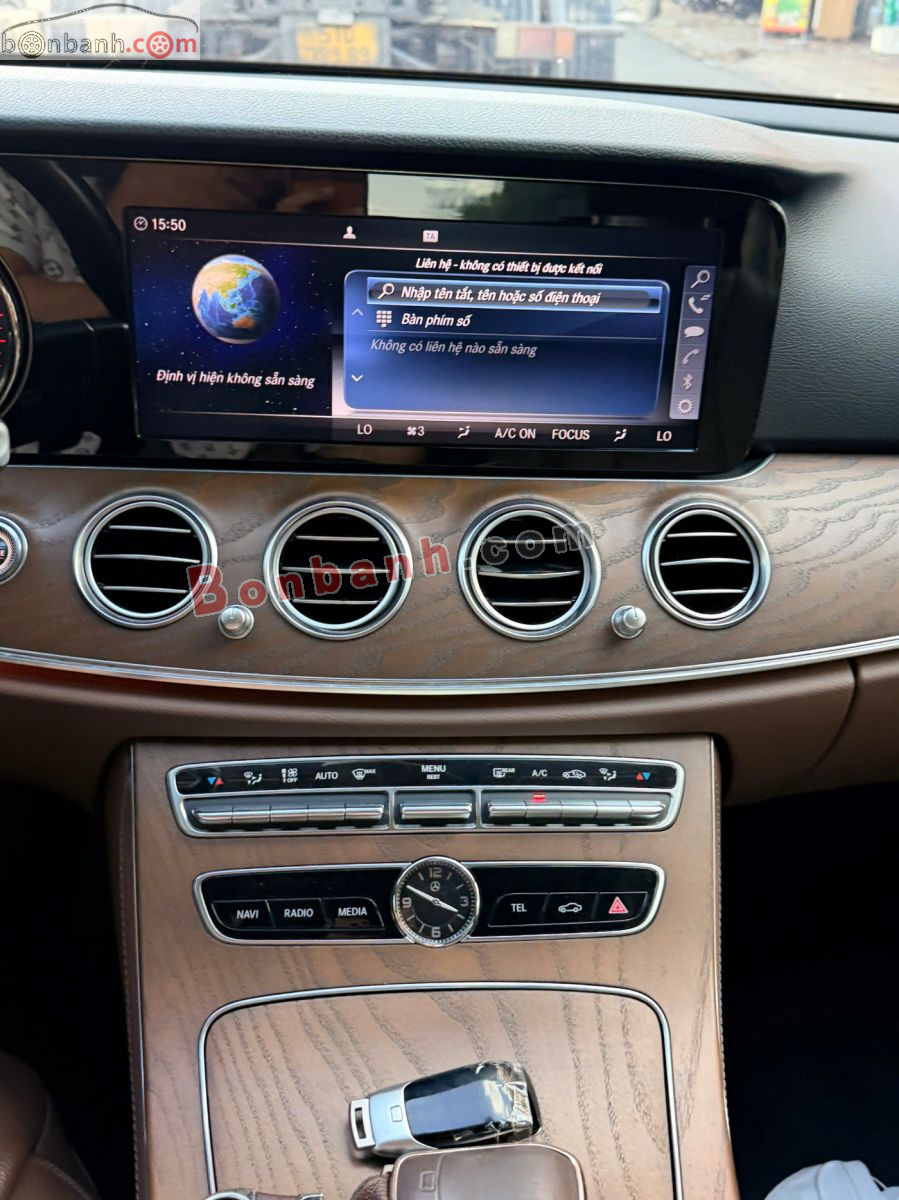 Bán ô tô Mercedes Benz E class E200 - 2019 - xe cũ