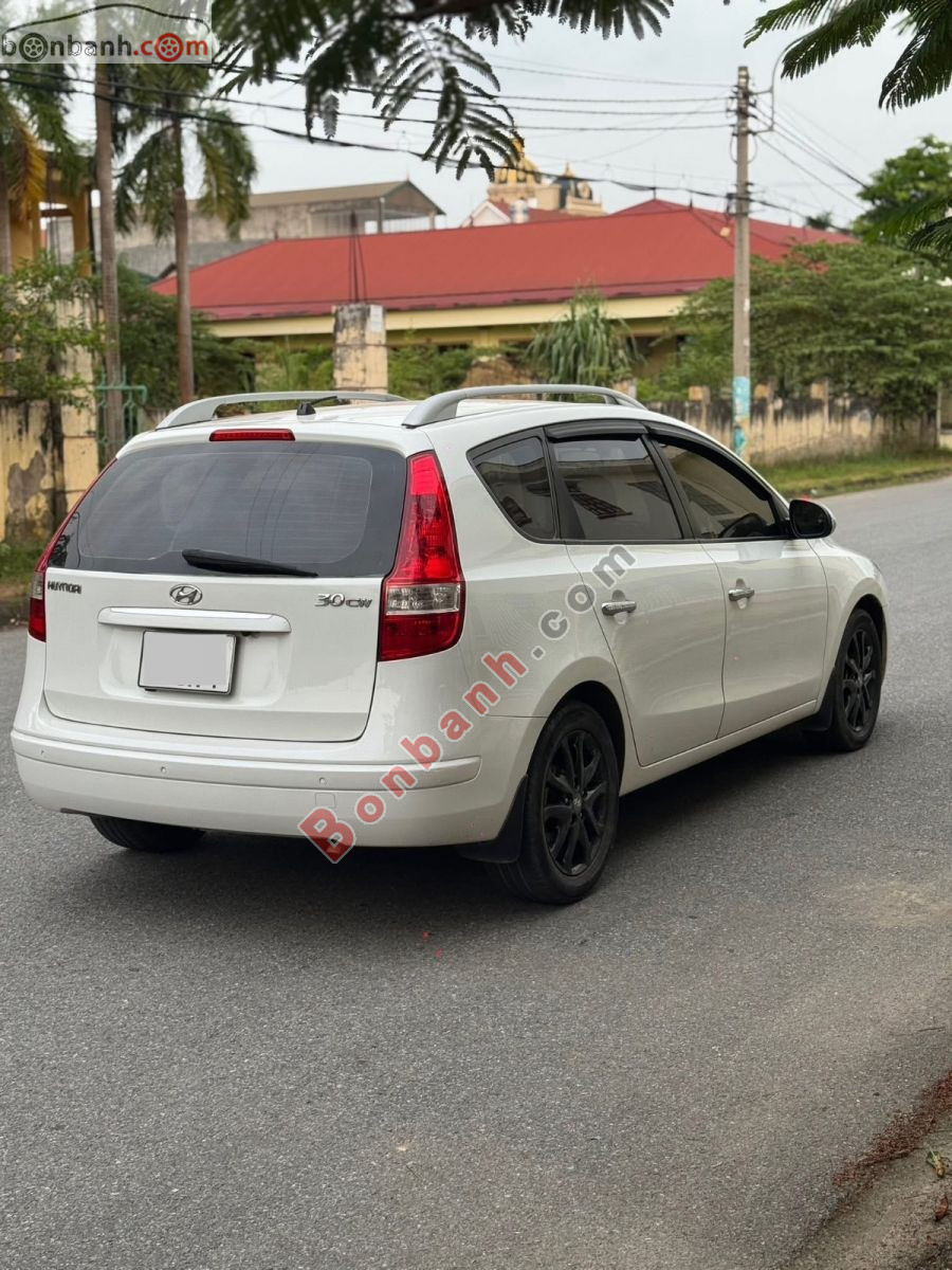 Bán ô tô Hyundai i30 CW 1.6 AT - 2011 - xe cũ