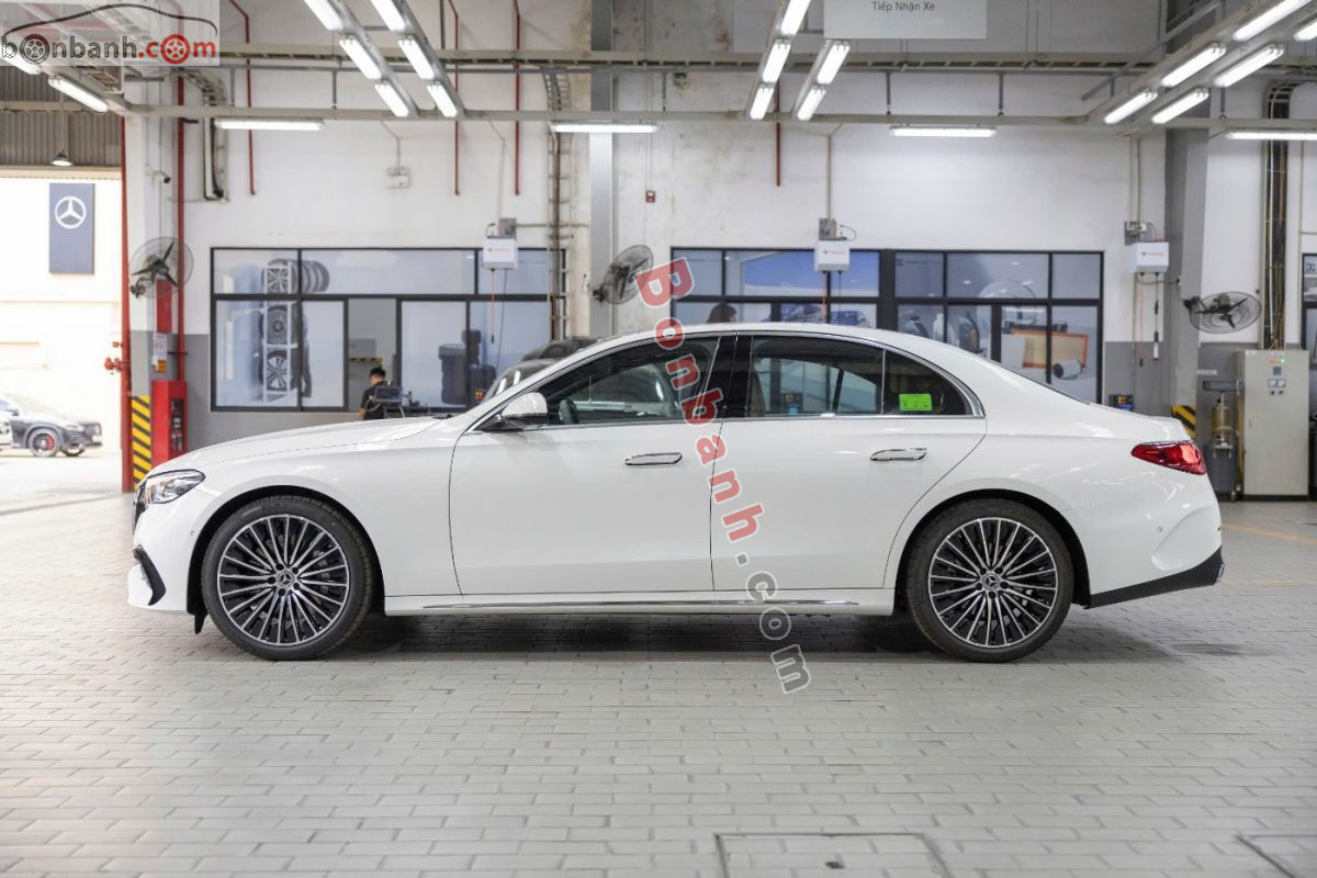 Bán ô tô Mercedes Benz E class E300 AMG - 2026 - xe mới