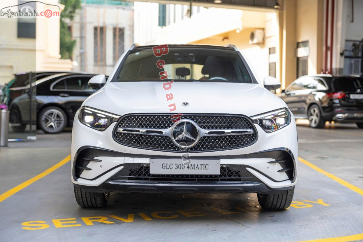 Bán ô tô Mercedes Benz GLC 300 4Matic - 2026 - xe mới