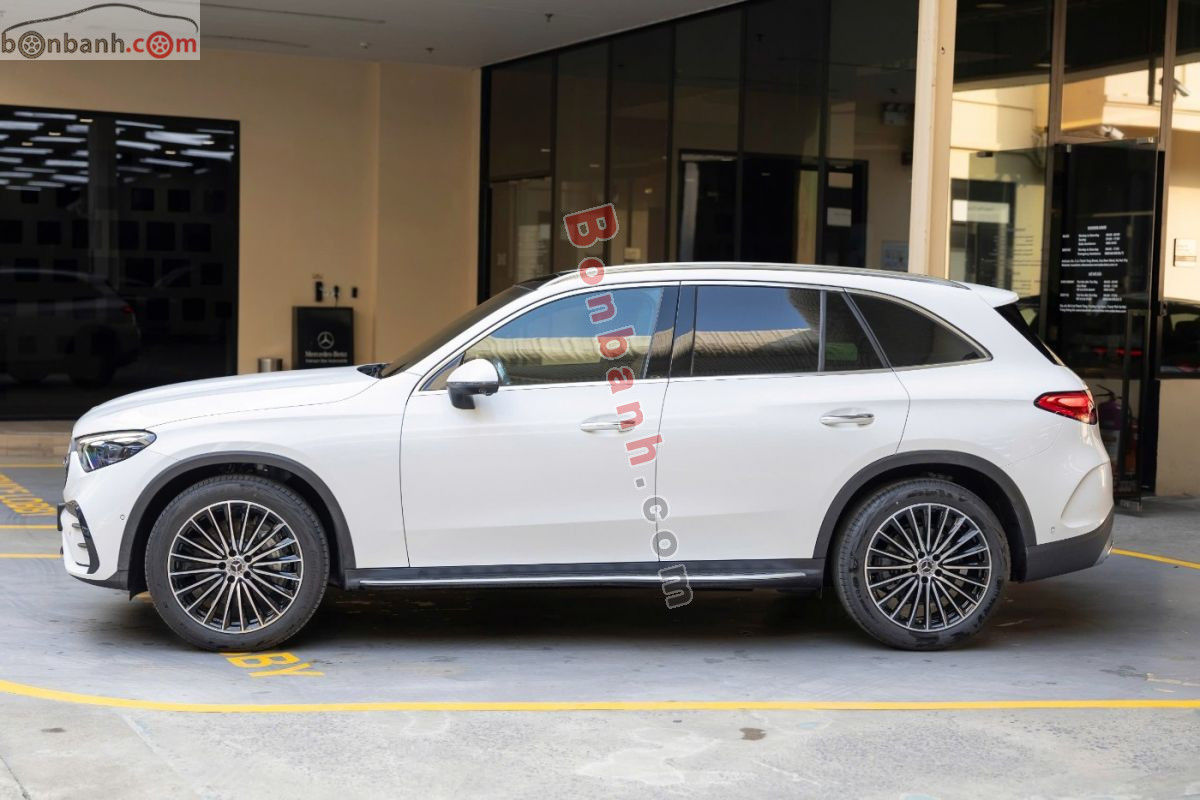 Bán ô tô Mercedes Benz GLC 300 4Matic - 2026 - xe mới