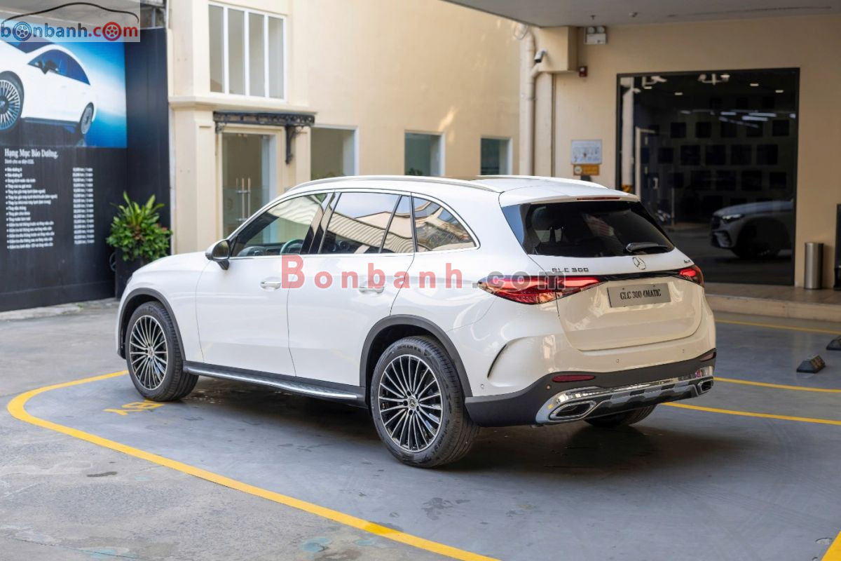 Bán ô tô Mercedes Benz GLC 300 4Matic - 2026 - xe mới