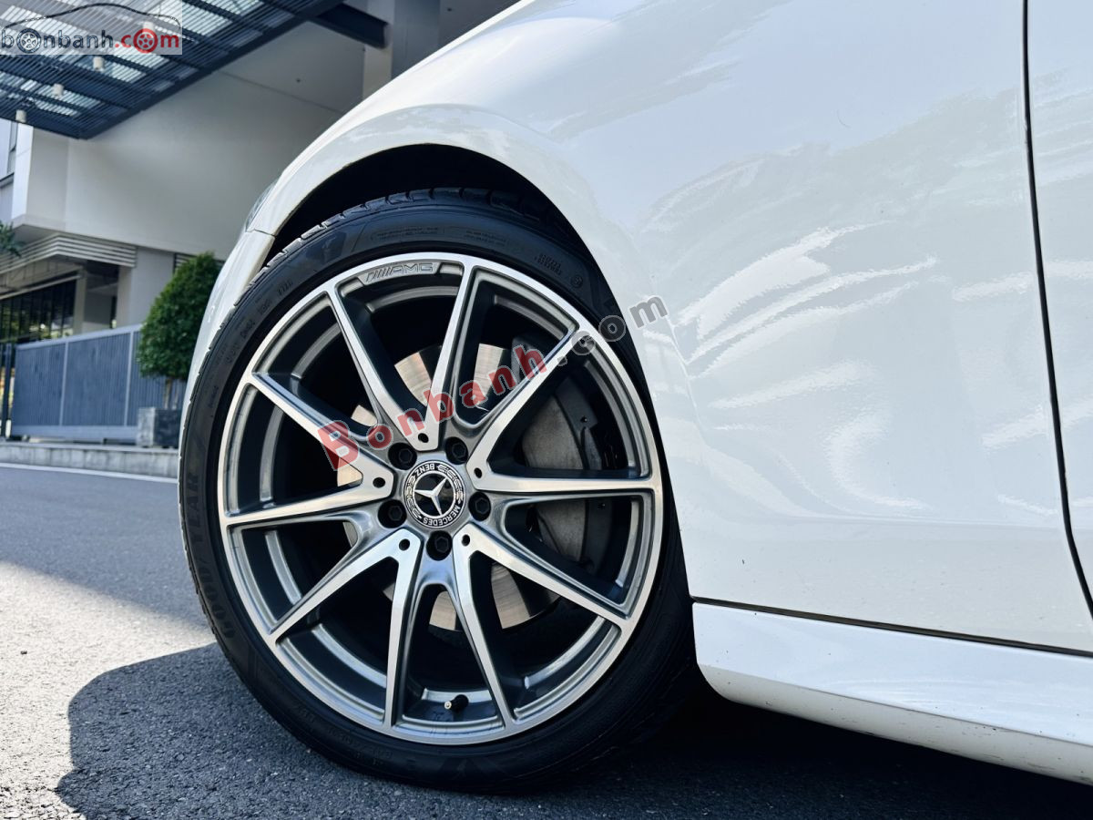 Bán ô tô Mercedes Benz E class E300 AMG - 2022 - xe cũ
