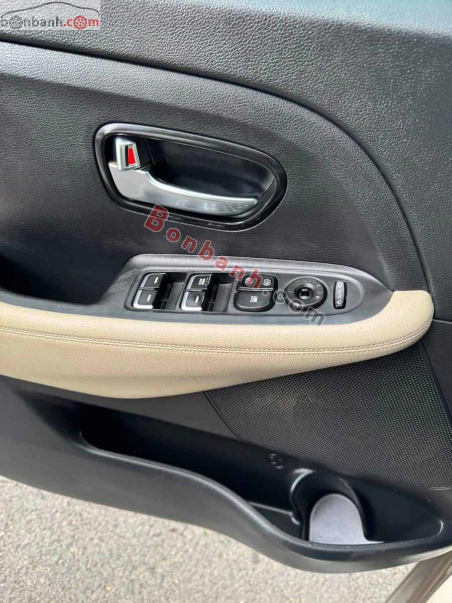 Bán ô tô Kia Rondo GAT - 2018 - xe cũ