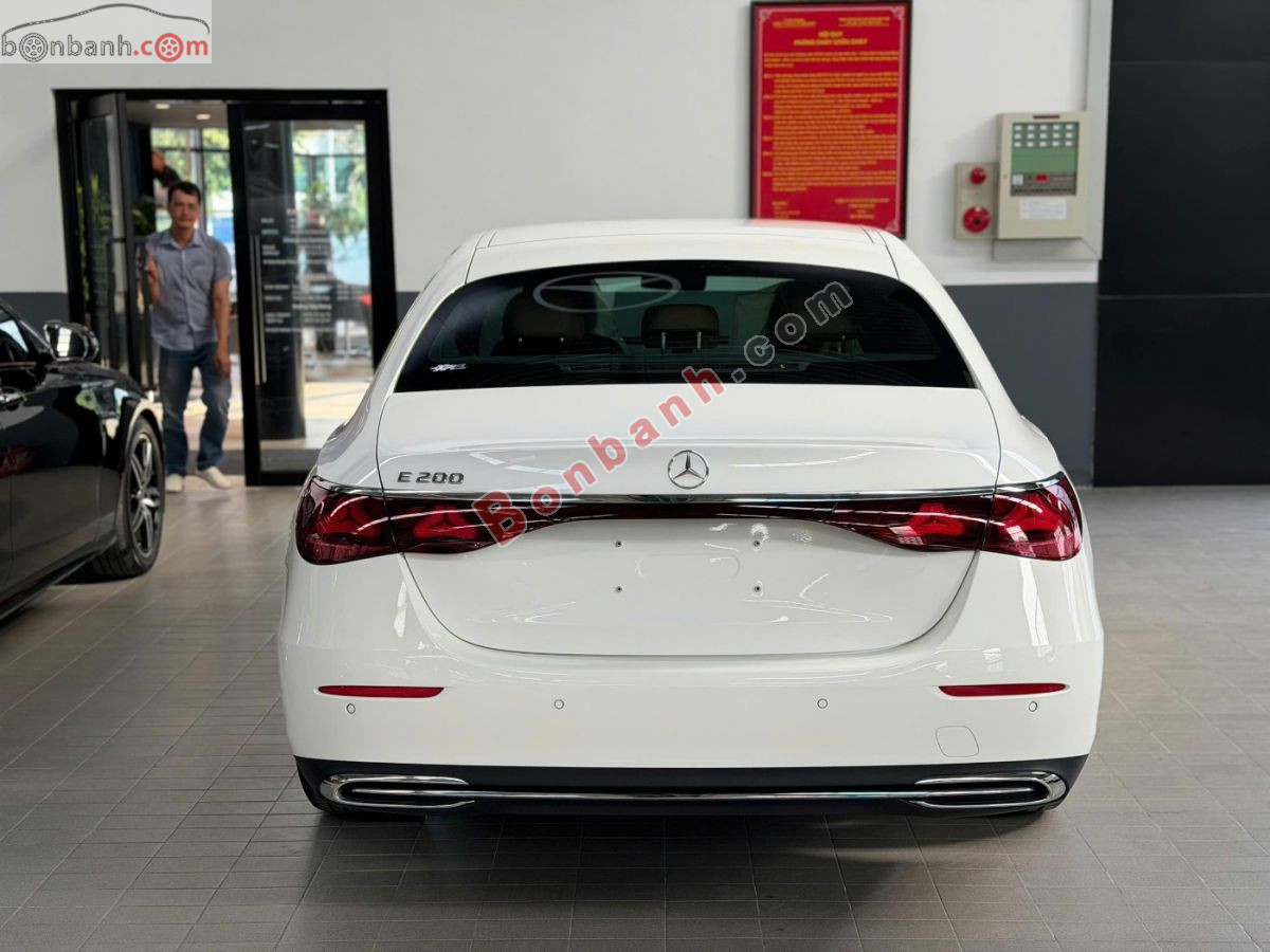 Bán ô tô Mercedes Benz E class E200 Avantgarde - 2025 - xe mới
