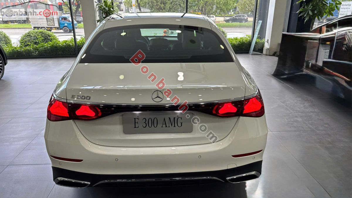 Bán ô tô Mercedes Benz E class E300 AMG - 2026 - xe mới