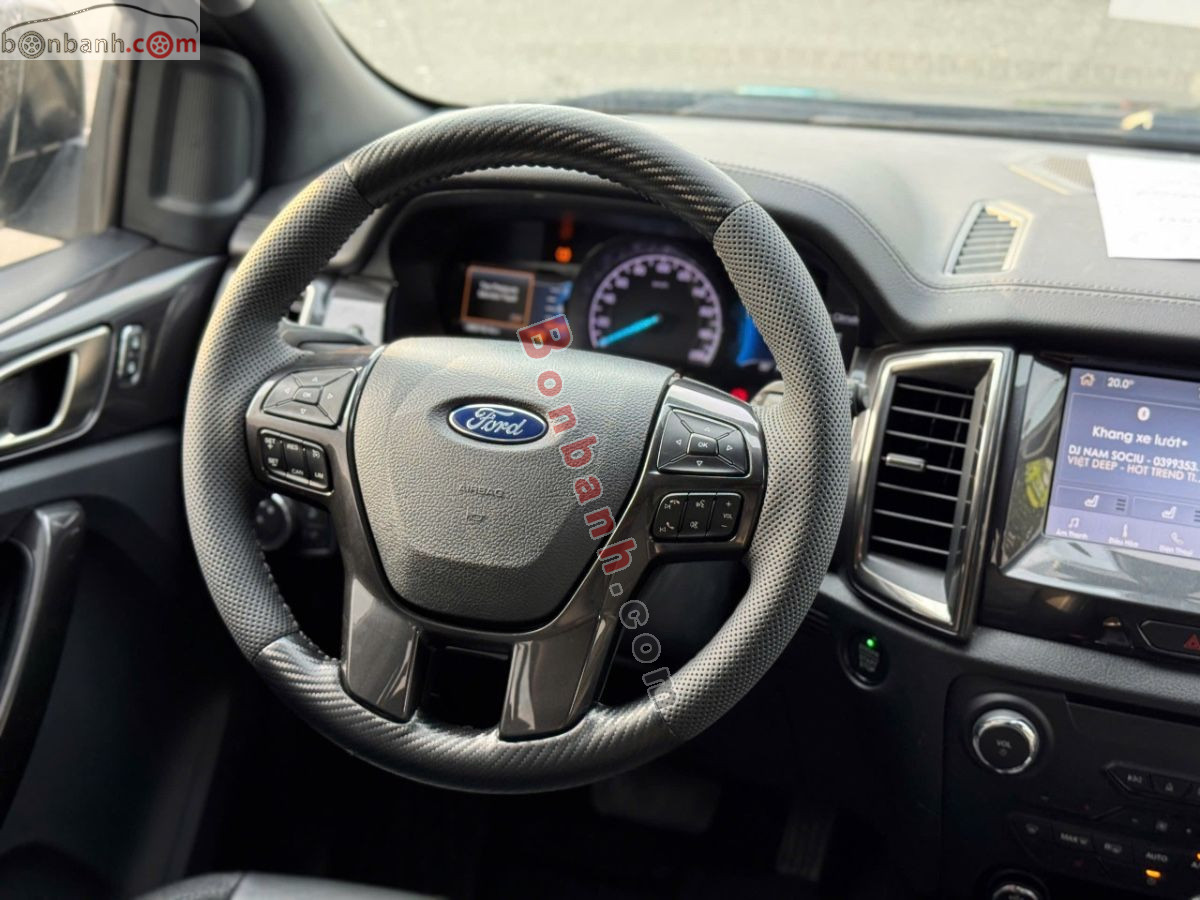 Bán ô tô Ford Everest Titanium 2.0L 4x2 AT - 2019 - xe cũ