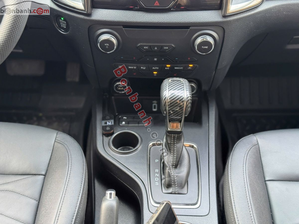 Bán ô tô Ford Everest Titanium 2.0L 4x2 AT - 2019 - xe cũ