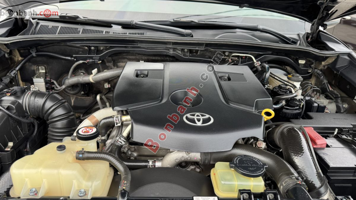Bán ô tô Toyota Fortuner 2.4L 4x2 AT - 2022 - xe cũ