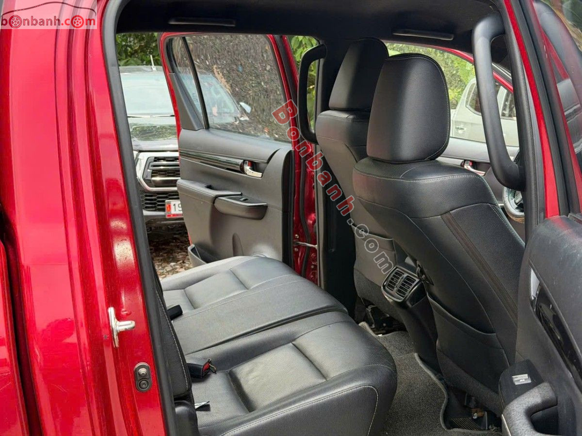 Bán ô tô Toyota Hilux 2.8G 4x4 AT - 2019 - xe cũ