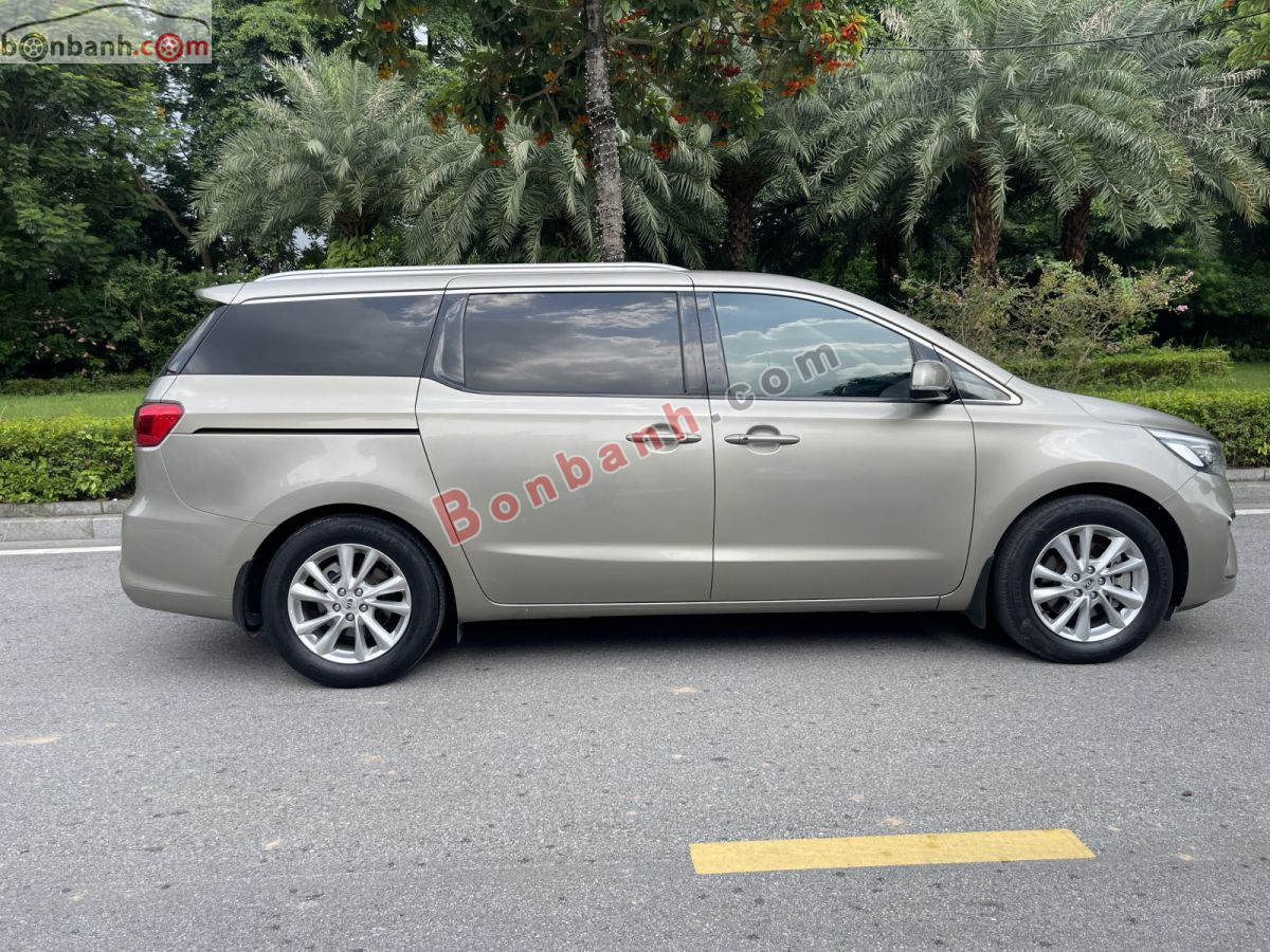 Bán ô tô Kia Sedona 2.2 DAT Luxury - 2019 - xe cũ