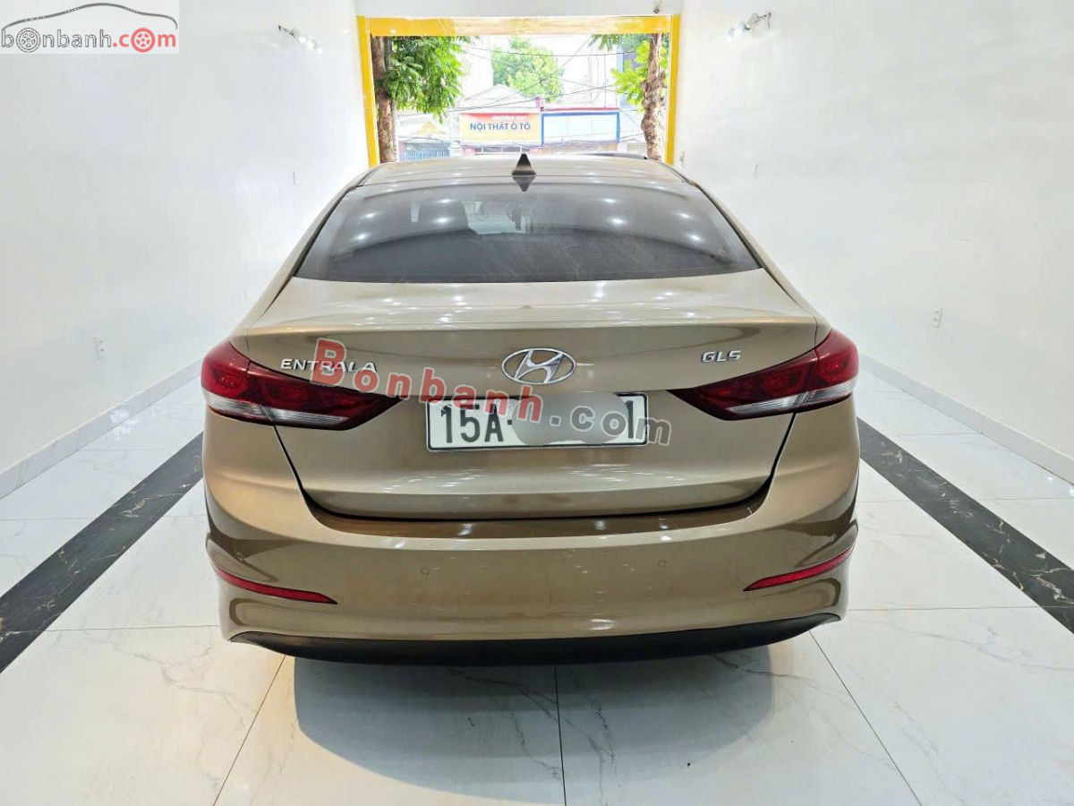Bán ô tô Hyundai Elantra 2.0 AT - 2017 - xe cũ