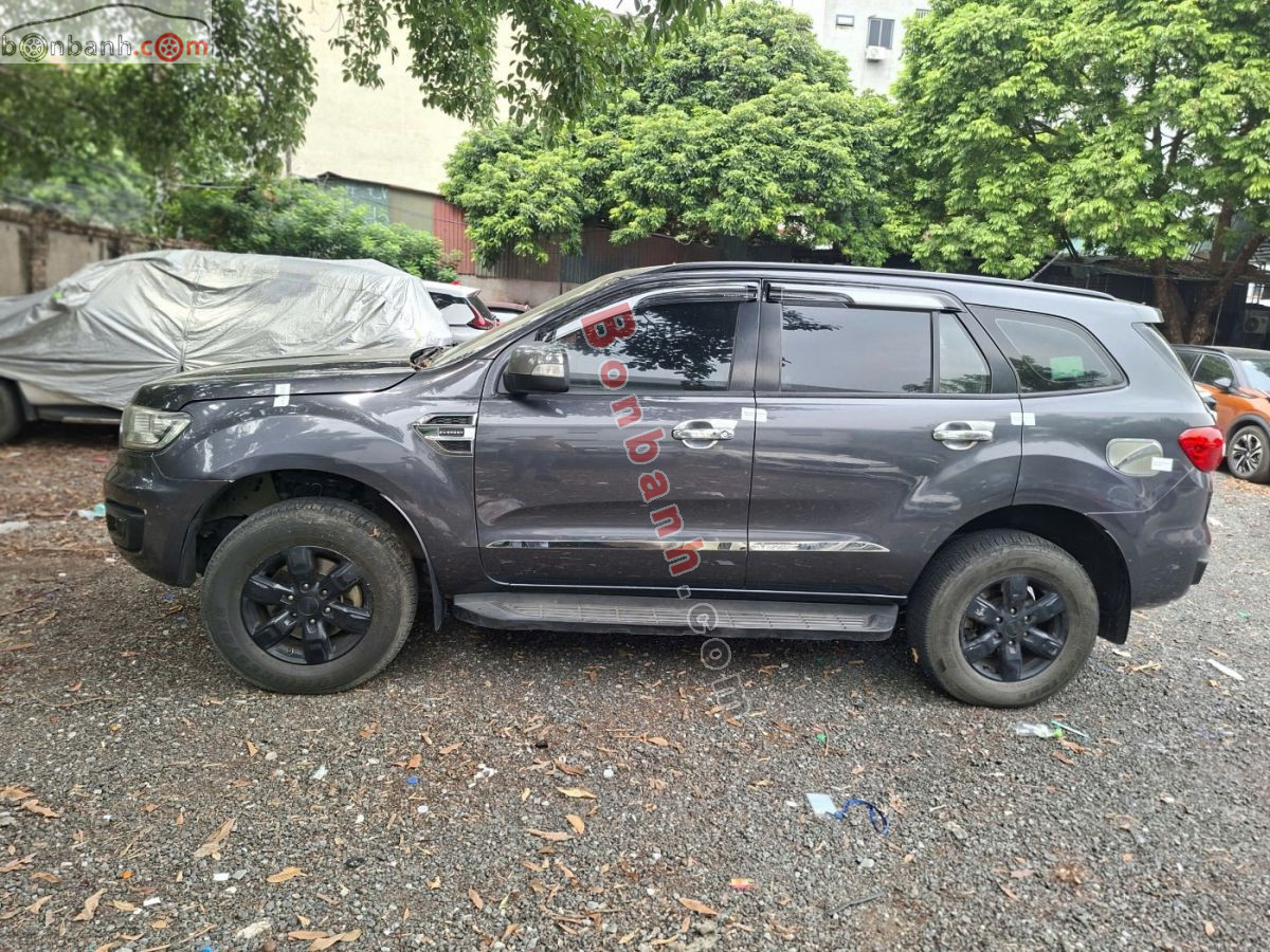 Bán ô tô Ford Everest Ambiente 2.2L 4x4 MT - 2018 - xe cũ