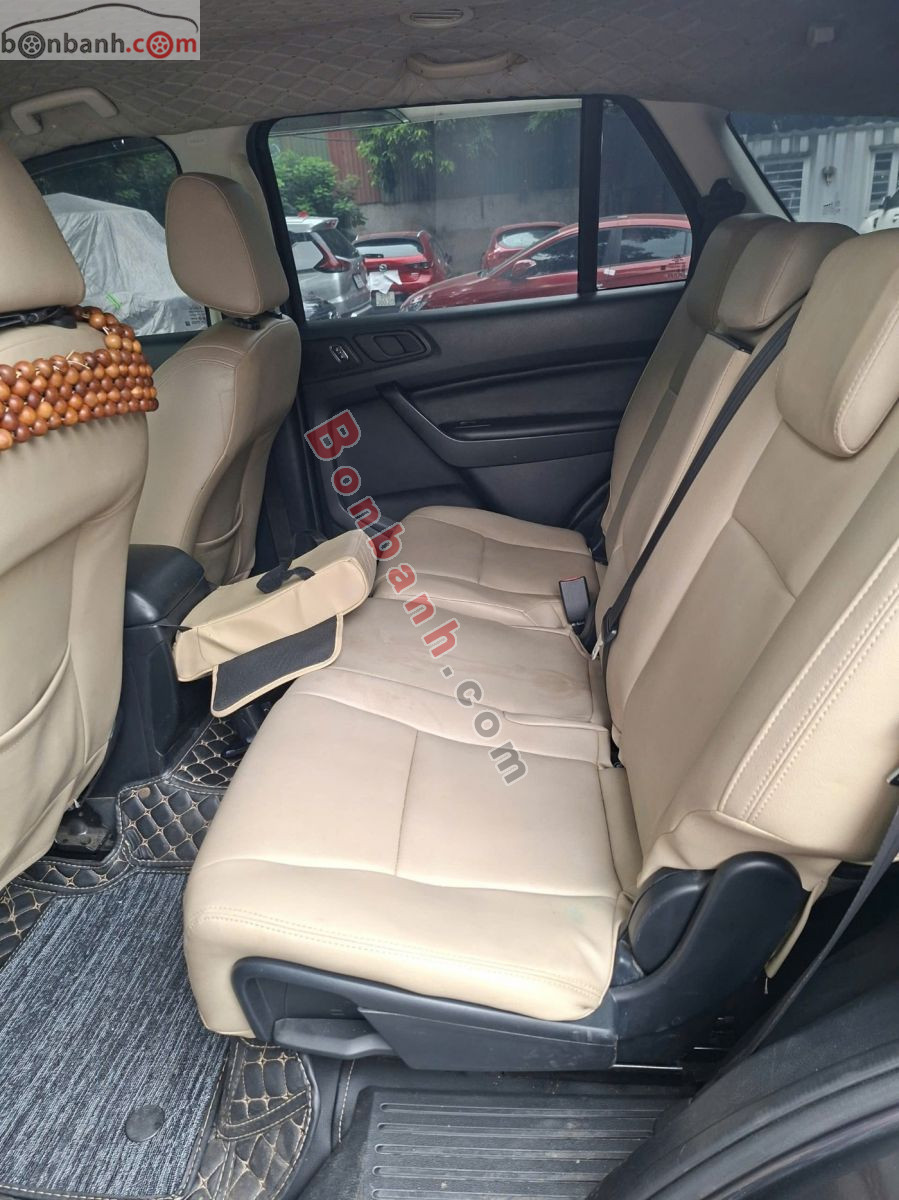Bán ô tô Ford Everest Ambiente 2.2L 4x4 MT - 2018 - xe cũ