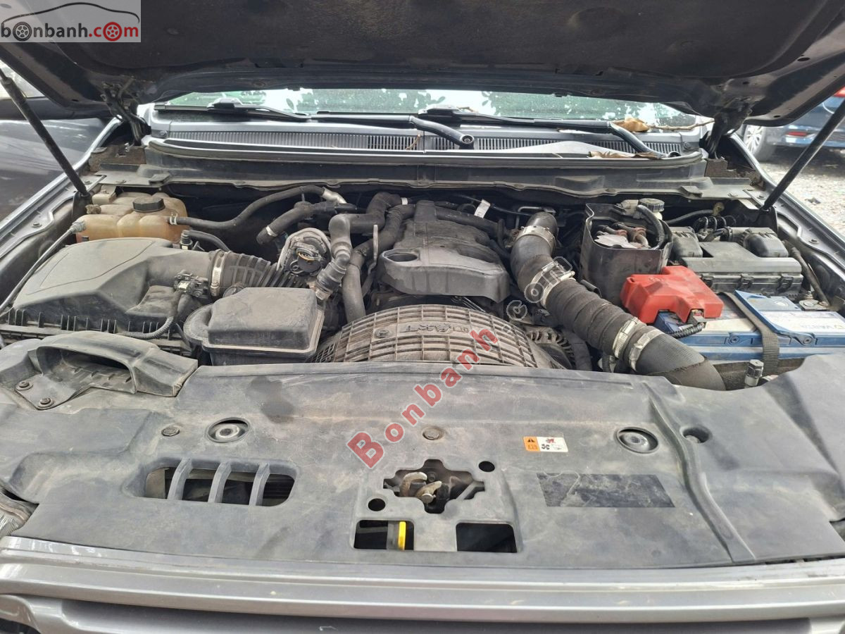 Bán ô tô Ford Everest Ambiente 2.2L 4x4 MT - 2018 - xe cũ