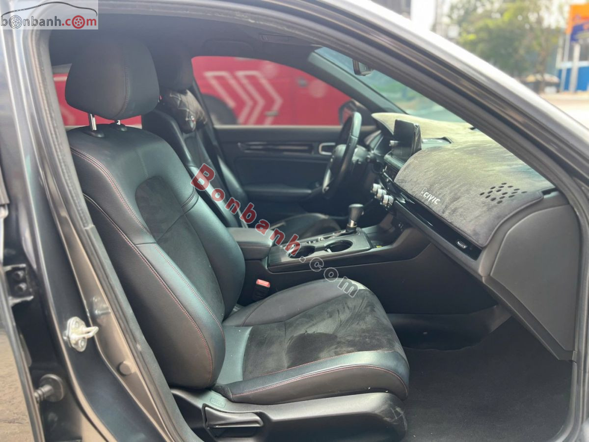 Bán ô tô Honda Civic RS 1.5 AT - 2022 - xe cũ