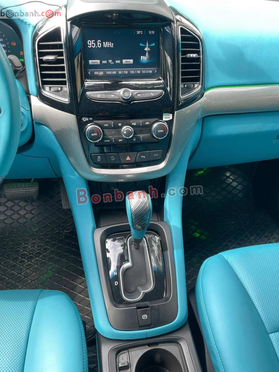 Bán ô tô Chevrolet Captiva Revv LTZ 2.4 AT - 2016 - xe cũ