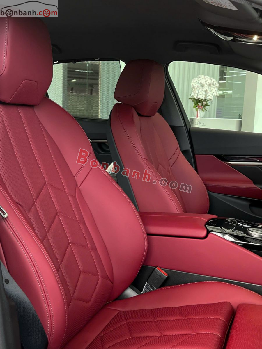 Bán ô tô BMW 5 Series 520i Premium - 2026 - xe mới