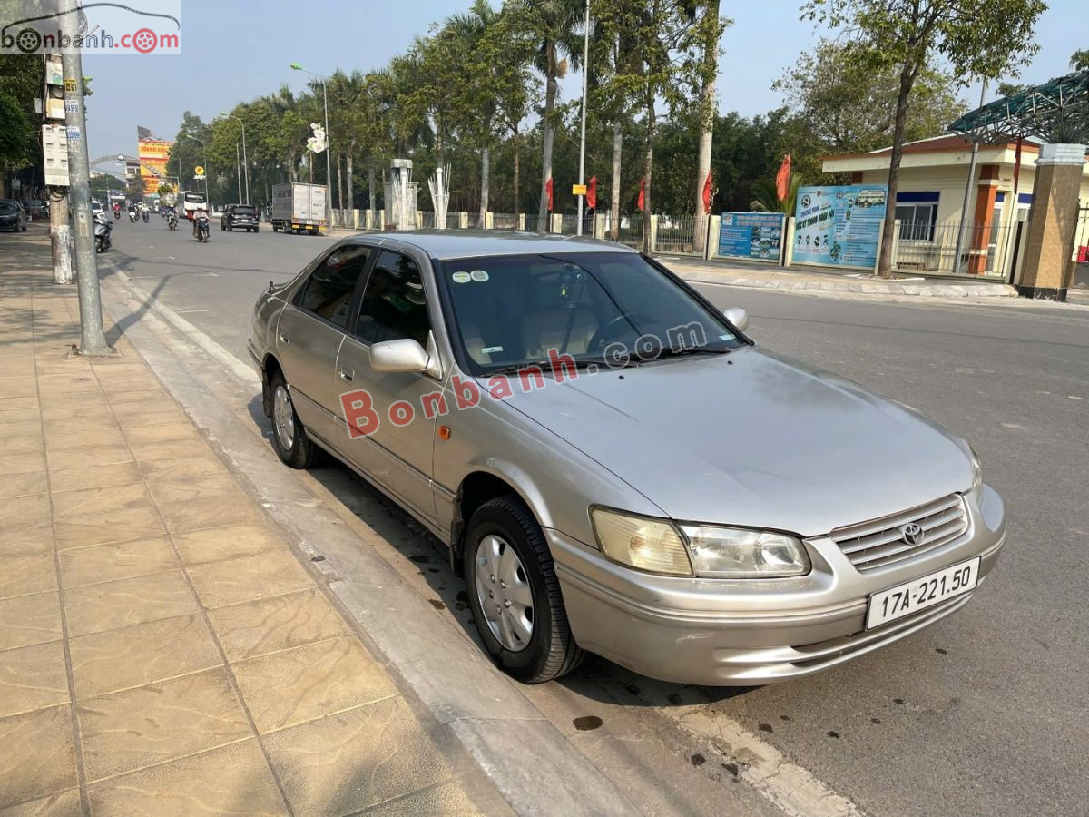 Bán ô tô Toyota Camry XLi 2.2 - 2000 - xe cũ