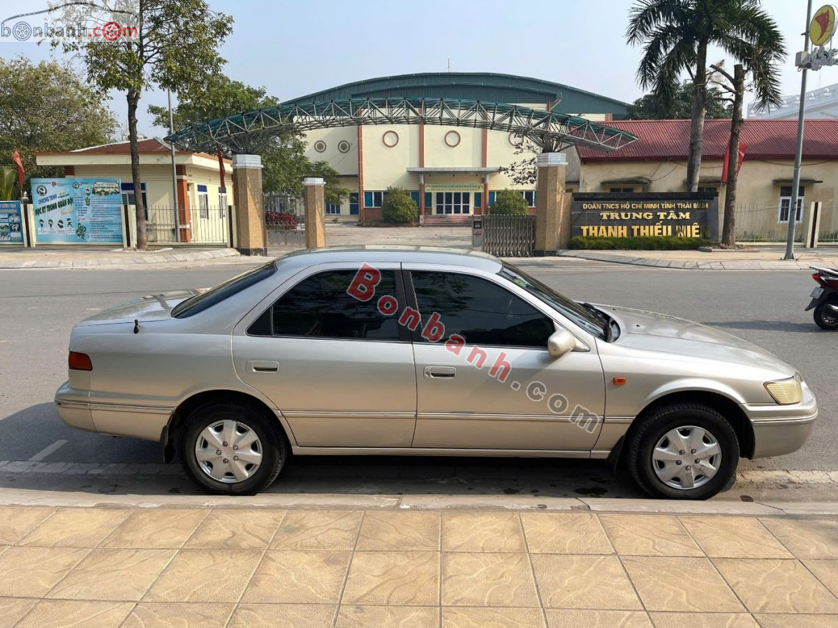 Bán ô tô Toyota Camry XLi 2.2 - 2000 - xe cũ