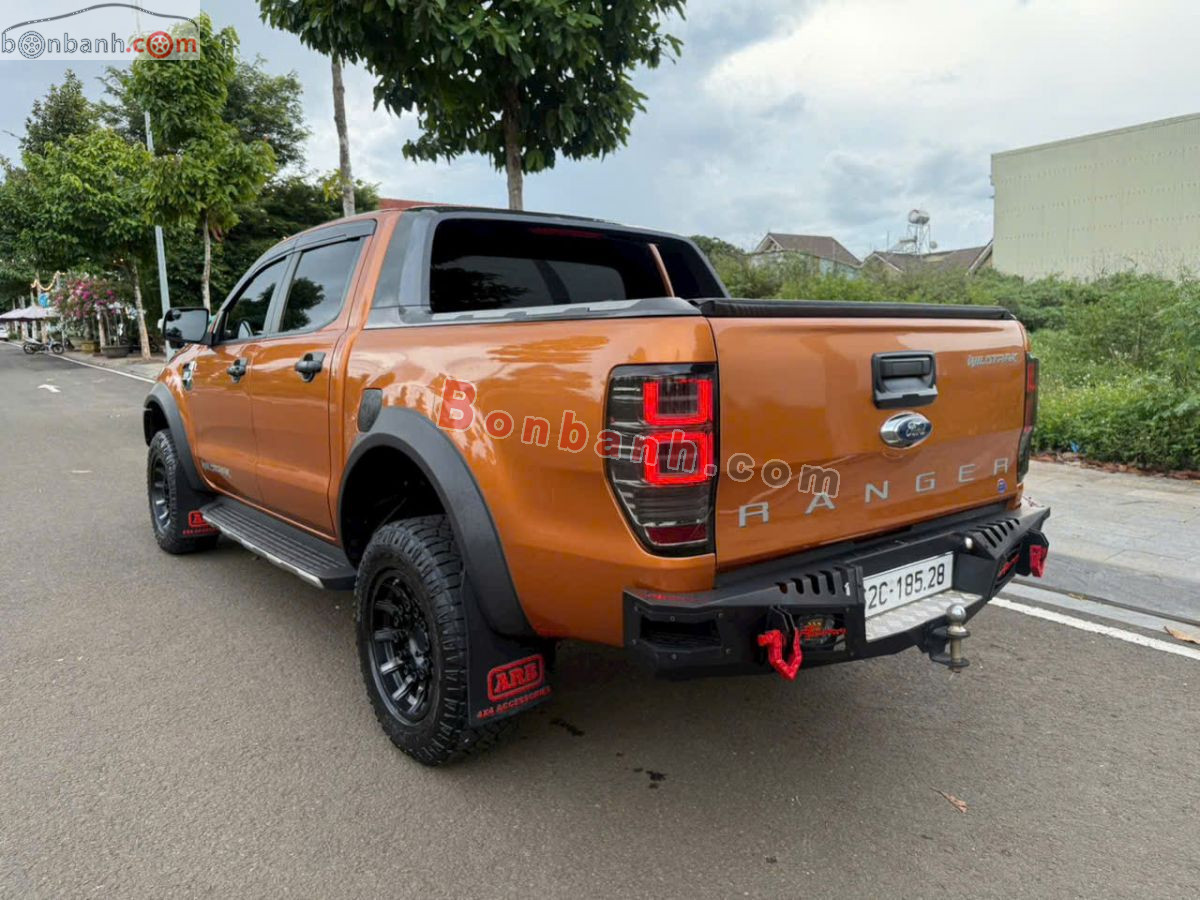 Bán ô tô Ford Ranger Wildtrak 3.2L 4x4 AT - 2016 - xe cũ