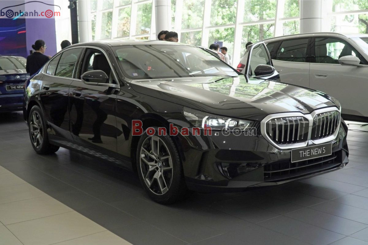 Bán ô tô BMW 5 Series 520i Premium - 2026 - xe mới