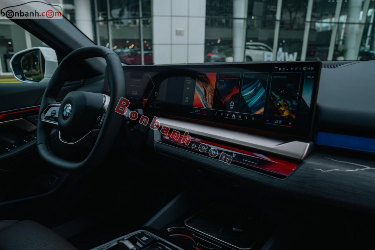 Bán ô tô BMW 5 Series 520i Premium - 2026 - xe mới