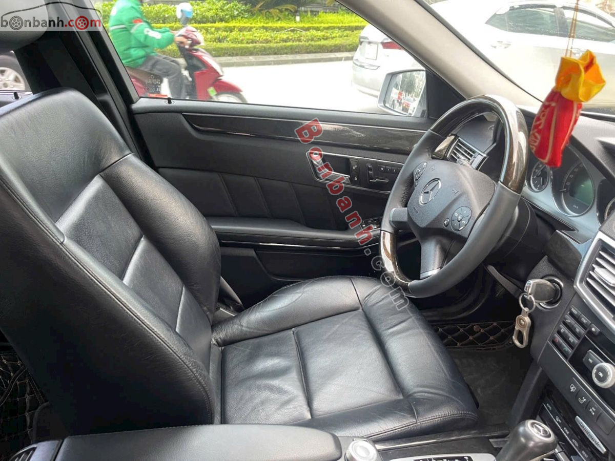 Bán ô tô Mercedes Benz E class E250 - 2010 - xe cũ