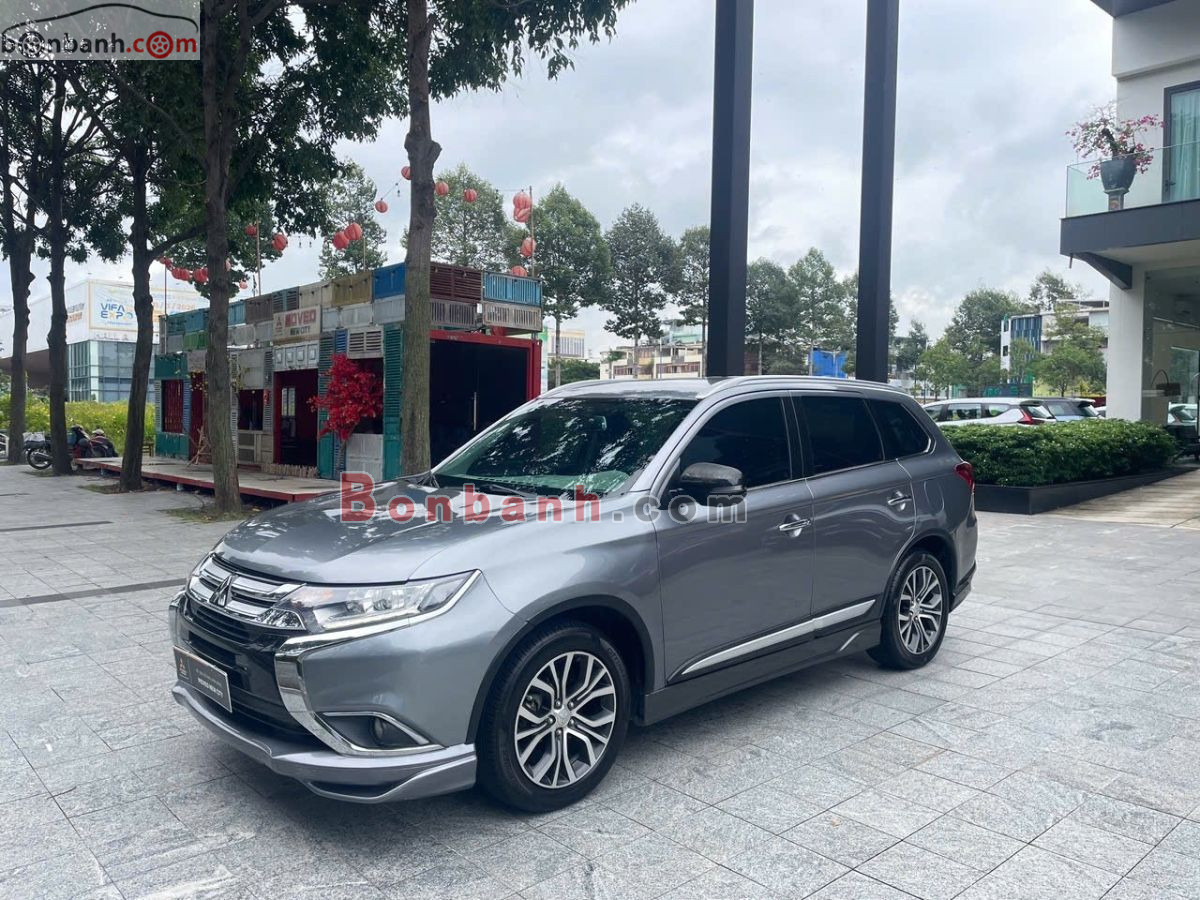Bán ô tô Mitsubishi Outlander 2.0 CVT - 2019 - xe cũ