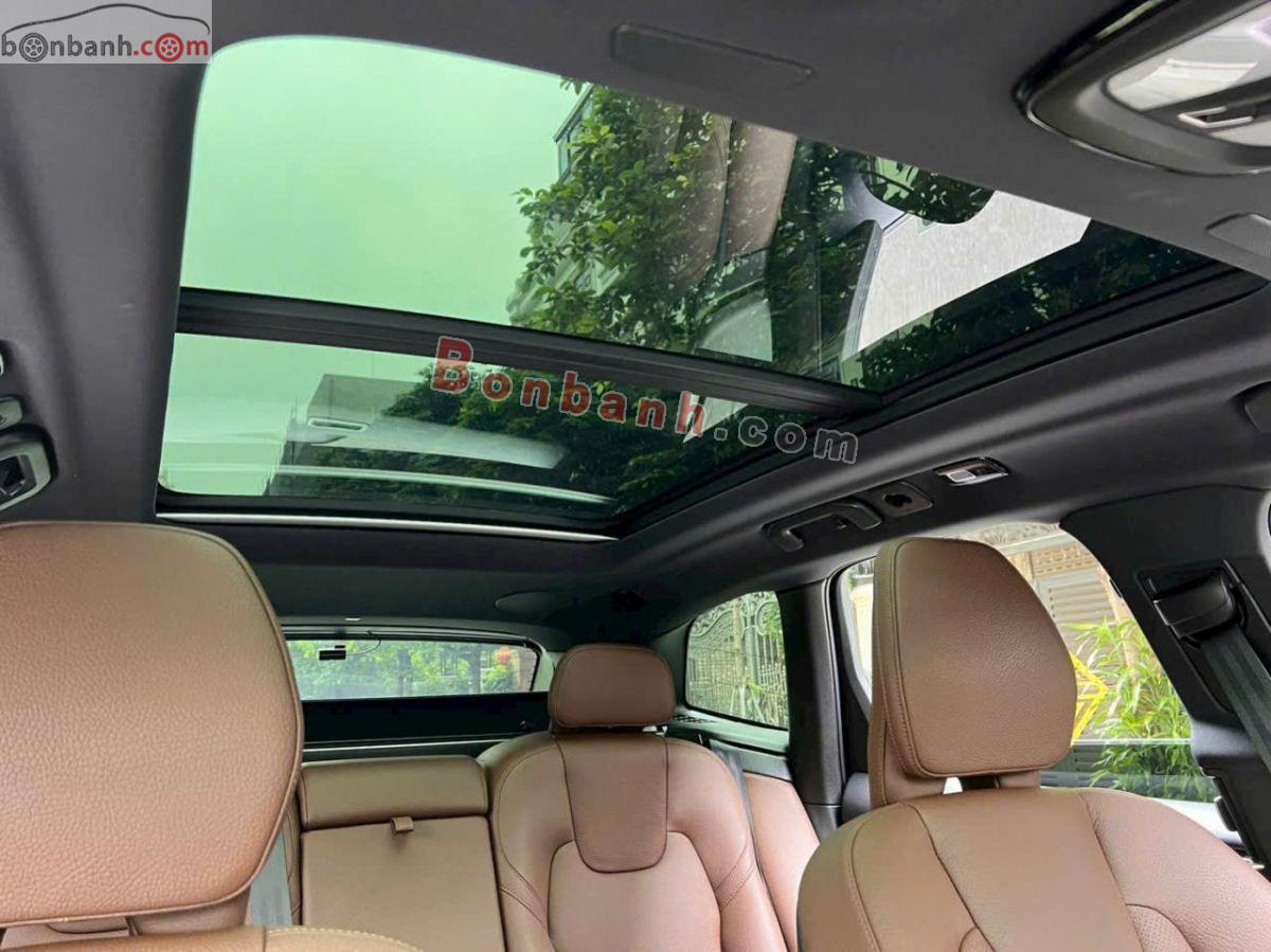Bán ô tô Volvo XC60 Recharge T8 AWD - 2022 - xe cũ
