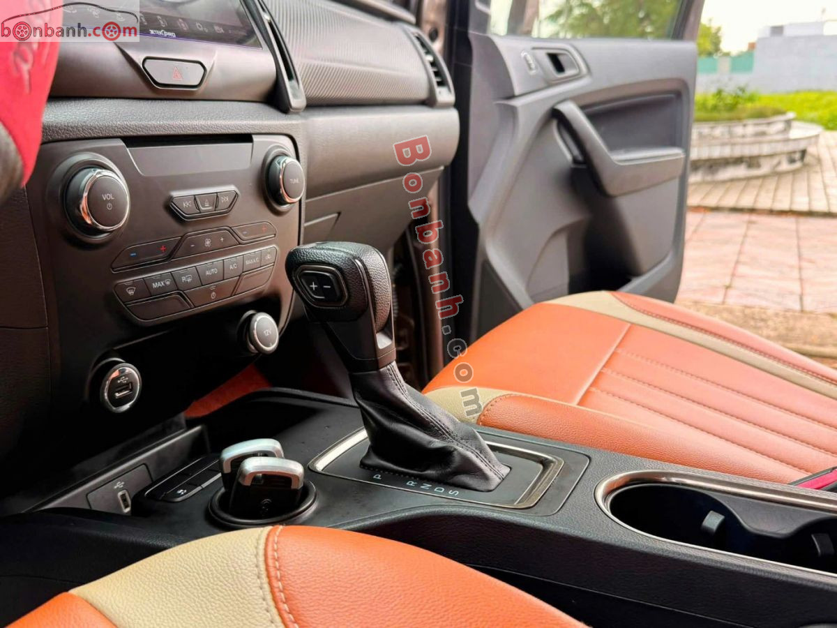 Bán ô tô Ford Everest Ambiente 2.0 4x2 AT - 2019 - xe cũ