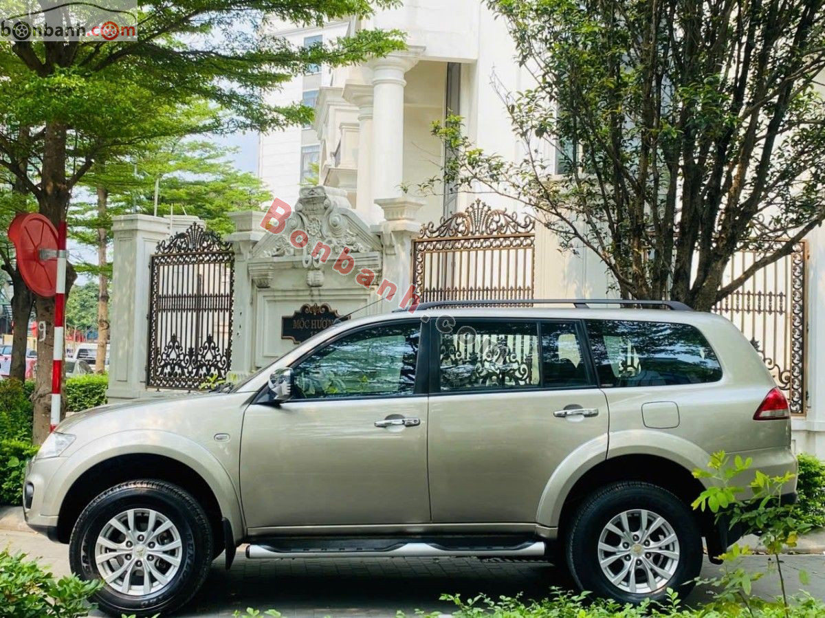 Bán ô tô Mitsubishi Pajero Sport D 4x2 MT - 2017 - xe cũ