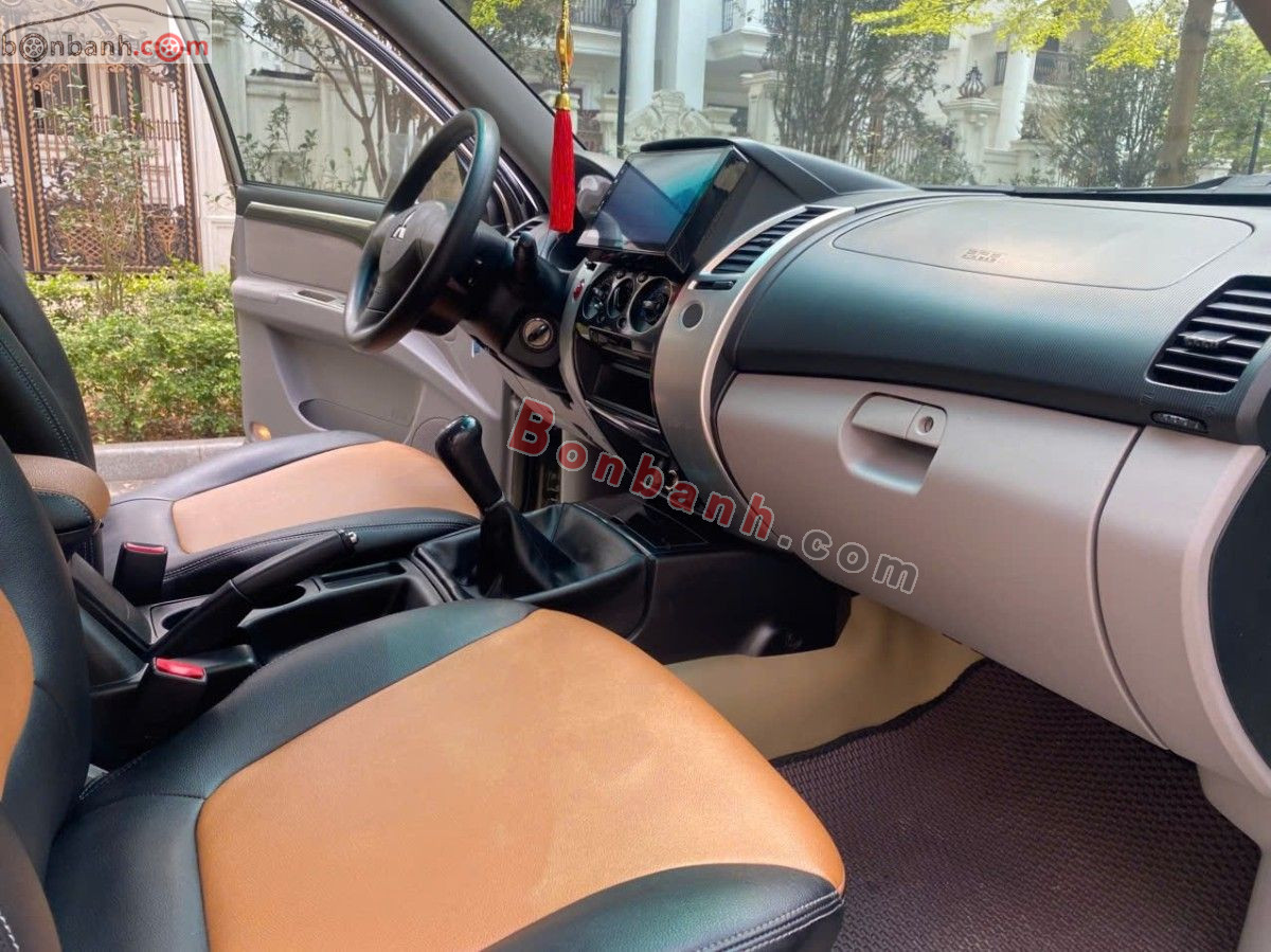 Bán ô tô Mitsubishi Pajero Sport D 4x2 MT - 2017 - xe cũ