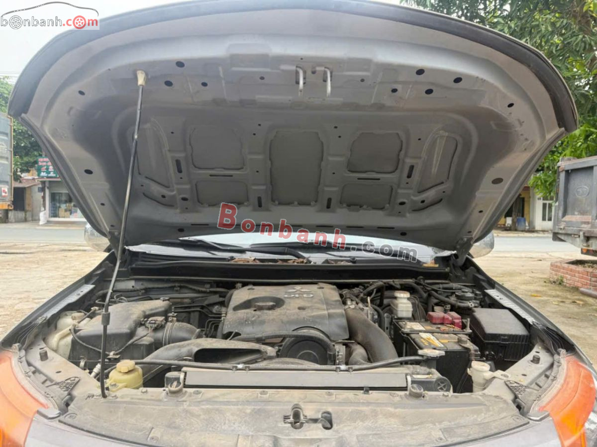 Bán ô tô Mitsubishi Triton 4x2 MT - 2019 - xe cũ