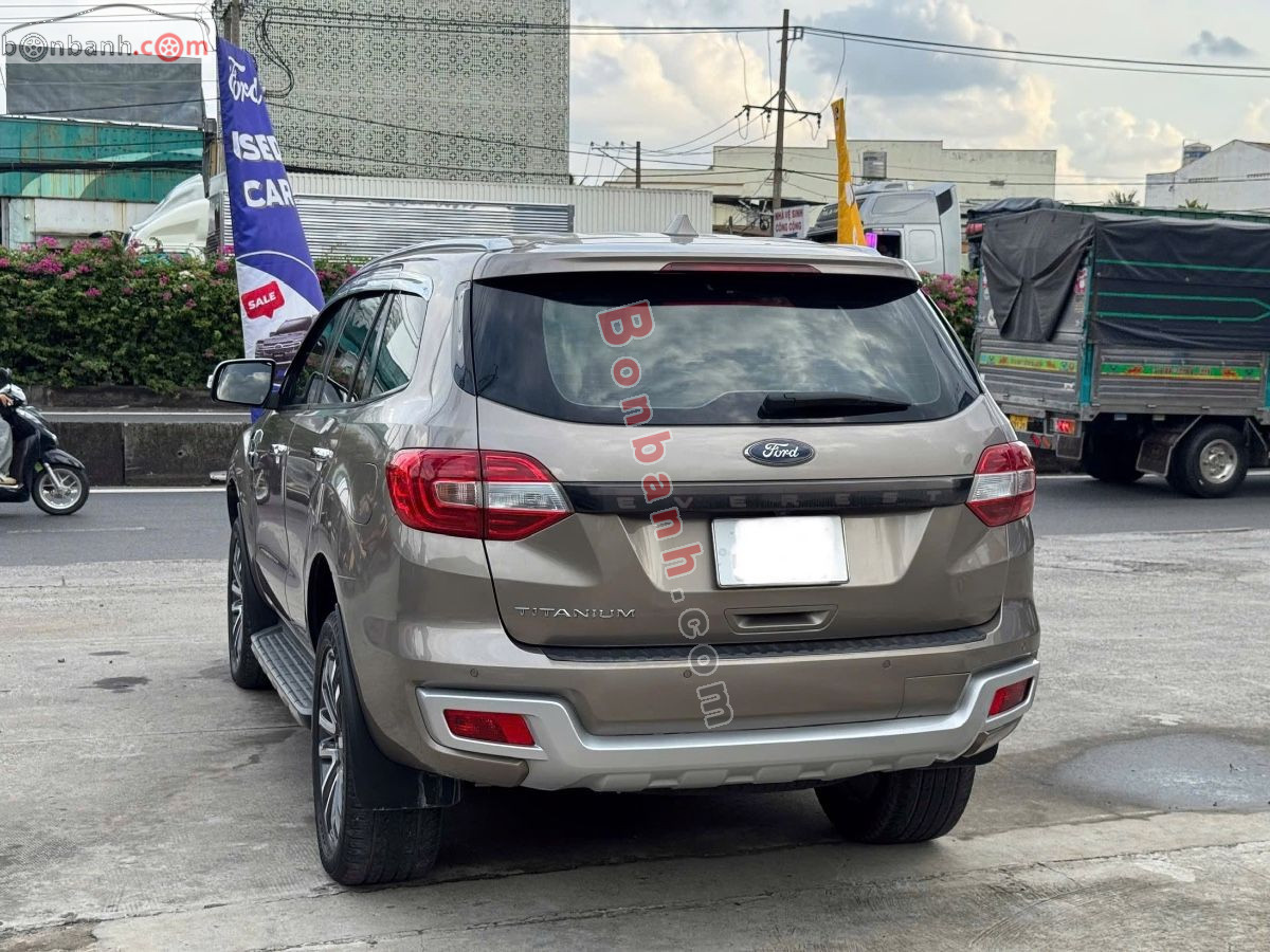 Bán ô tô Ford Everest Titanium 2.0L 4x2 AT - 2018 - xe cũ