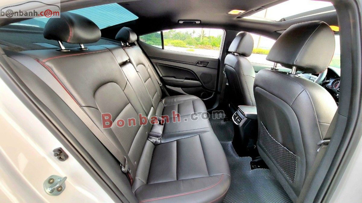 Bán ô tô Hyundai Elantra Sport 1.6 AT - 2020 - xe cũ