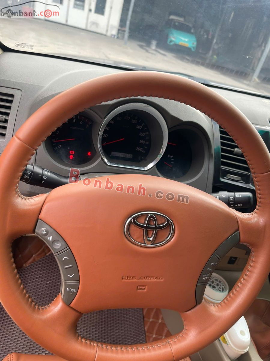 Bán ô tô Toyota Fortuner 2.7V 4x4 AT - 2010 - xe cũ