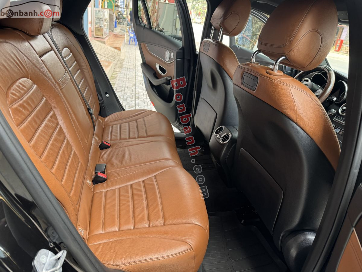 Bán ô tô Mercedes Benz GLC 300 4Matic - 2018 - xe cũ