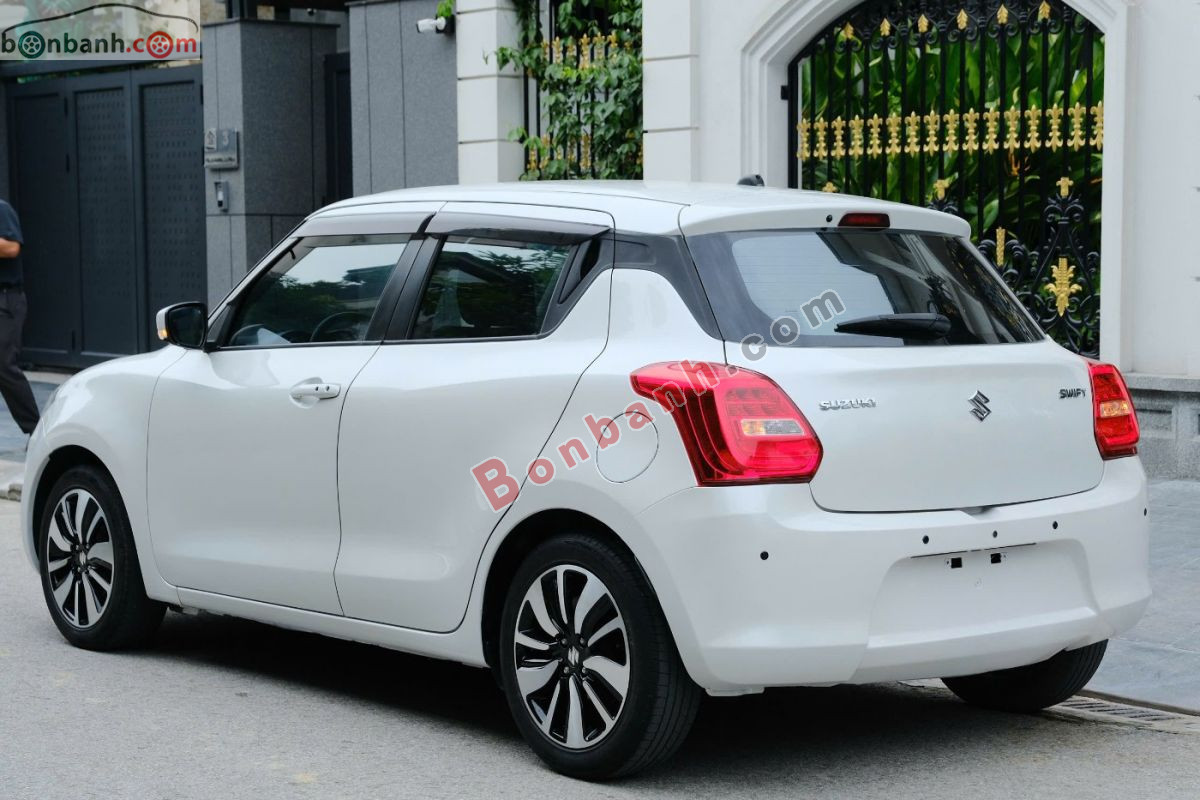 Bán ô tô Suzuki Swift GLX 1.2 AT - 2018 - xe cũ