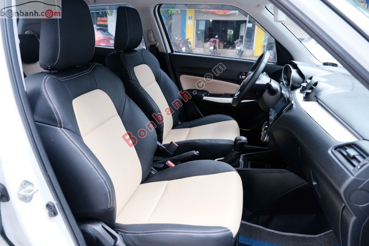 Bán ô tô Suzuki Swift GLX 1.2 AT - 2018 - xe cũ