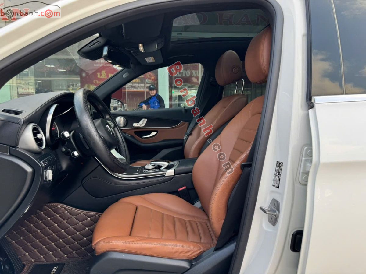 Bán ô tô Mercedes Benz GLC 300 4Matic - 2018 - xe cũ
